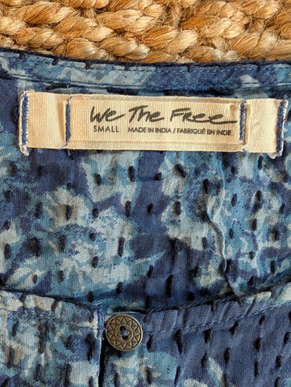 We The Free Navy Blue Floral Flowy Button-Front Peasant Top, Size Small - Picture 5 of 6